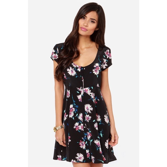 O’Neil Betty Black Floral Print Dress Size XS - Picture 1 of 7
